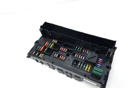 BMW X3 F25 Fuse module 9259467 217033444E 03506290