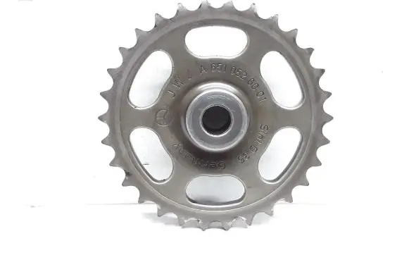 Mercedes-Benz E W212 Timing chain sprocket A6510520001