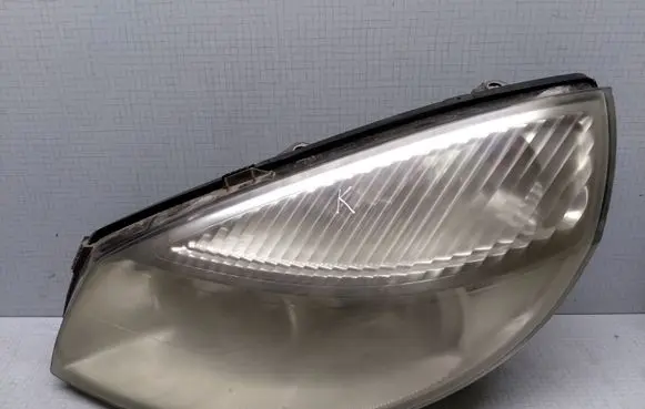 Renault Scenic II - Grand scenic II Headlight/headlamp 15810300LI