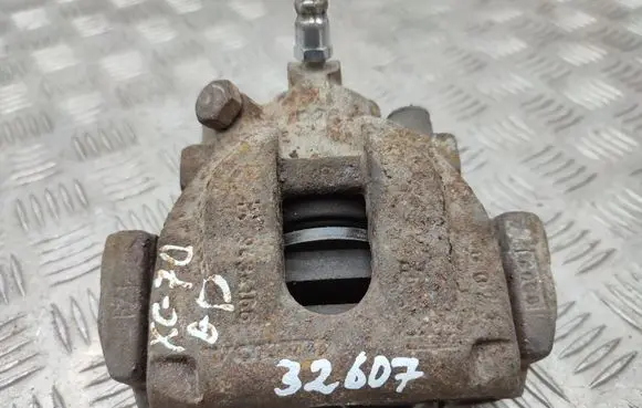 Volvo XC70 Rear brake caliper