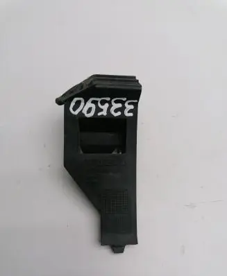 Volvo V50 Front bumper mounting bracket 30678481