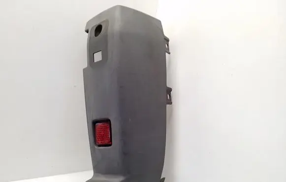 Rear bumper corner part panel trim