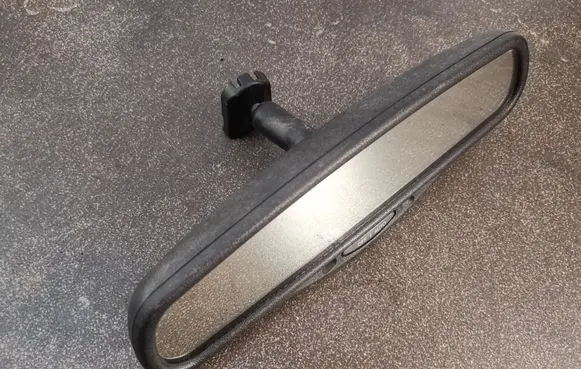 Jeep Cherokee III KJ Rear view mirror (interior) 04805572AB