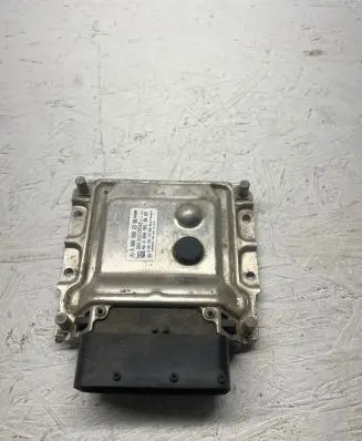 Mercedes-Benz Sprinter W906 Reducing agents exhaust control unit A0009002308