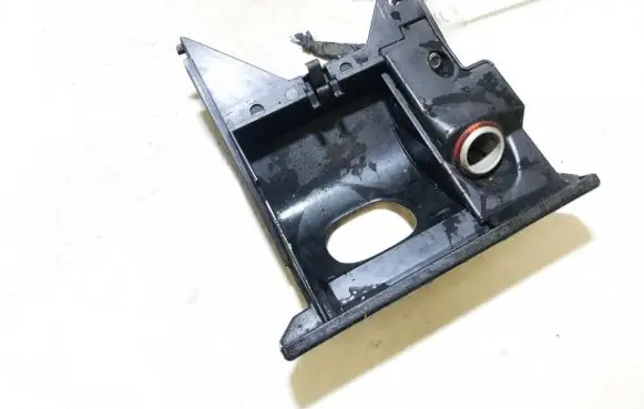 Car ashtray