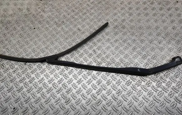 Honda Civic Front wiper blade arm 
