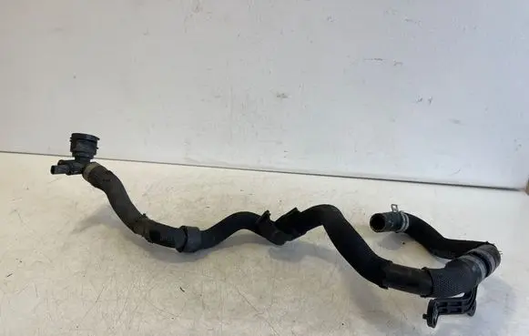 Porsche Taycan 9J1 Engine coolant pipe/hose 9J1815568D
