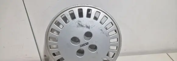 Fiat Croma R14 wheel hub/cap/trim
