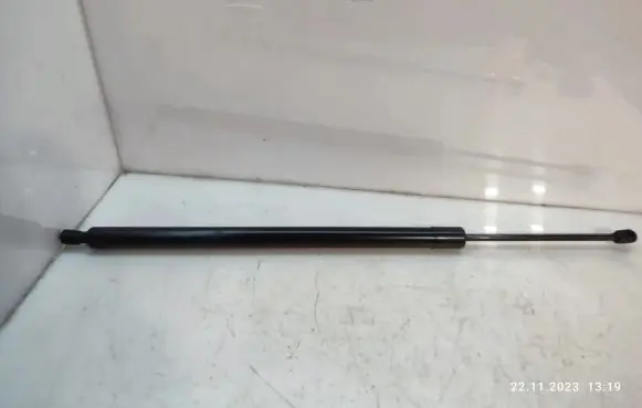 Volkswagen Multivan T5 Tailgate/trunk strut/damper 7H0827550A