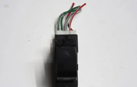 Suzuki SX4 Electric window control switch 62J00 0630T