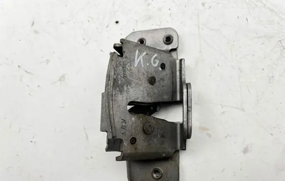Chrysler Grand Voyager V Sliding door lock