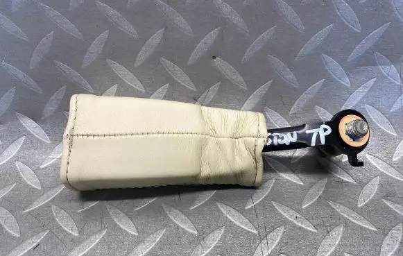 Aston Martin DB9 Rear seatbelt buckle 4G43-613K23-BE