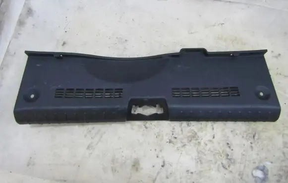 KIA Stonic Trunk/boot sill cover protection
