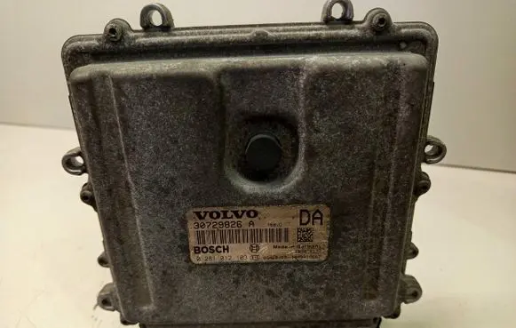Volvo XC90 Engine control unit/module 30729826A 30729826 0281012103
