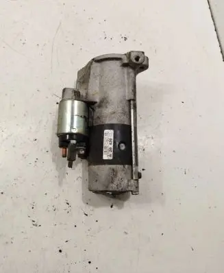 Mitsubishi Pajero Starter motor a20420
