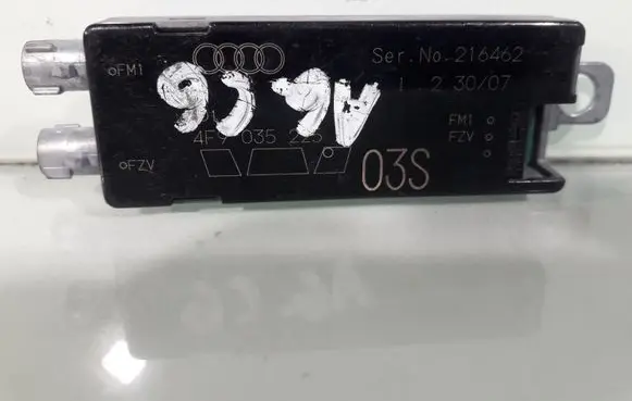Audi A6 S6 C6 4F Aerial antenna filter 4F9035225