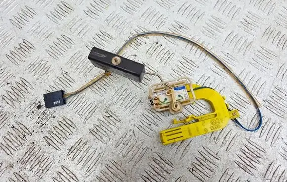 Audi A8 S8 D3 4E Fuel level sensor 4E0919673A