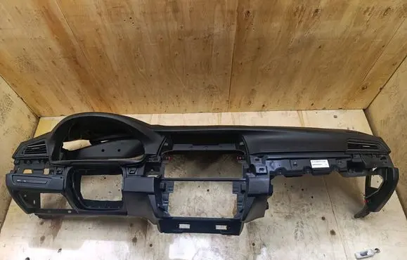 BMW 5 F10 F11 Dashboard 9166657 12B241FB 0500001