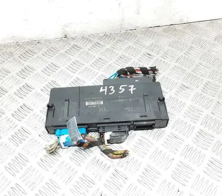 BMW 3 E90 E91 Comfort/convenience module 025500 8316567473 504F19F04
