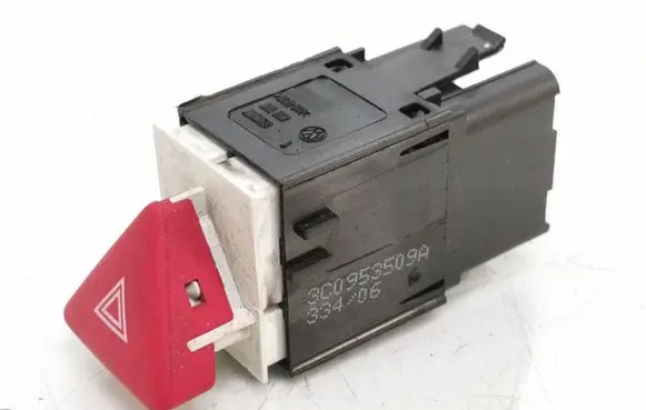 Volkswagen PASSAT B6 Hazard light switch 3C0953509A