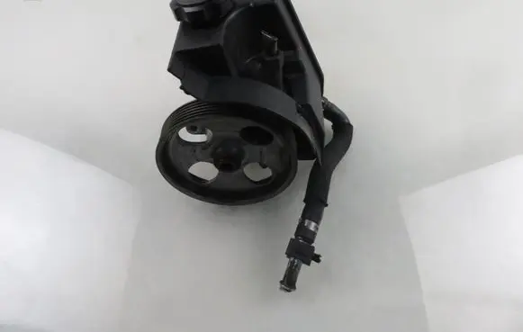 Peugeot Partner Power steering pump 26080330QE 9662129180