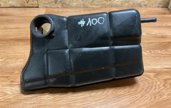 Ford Mondeo Mk III Coolant expansion tank/reservoir 1S718K218
