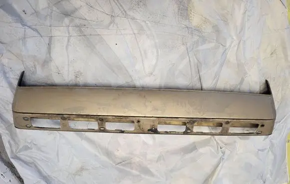 Mercedes-Benz 190 W201 Front bumper 2018850625