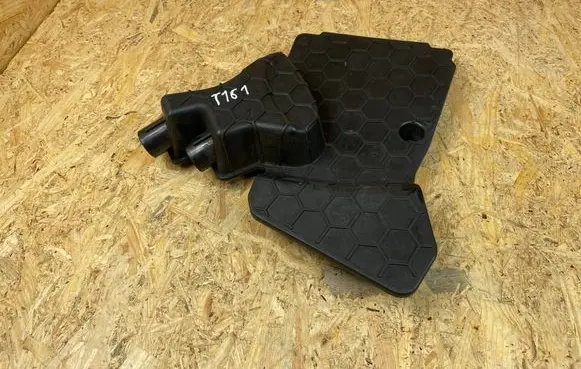 Mercedes-Benz C W205 Intake resonator A6540103102