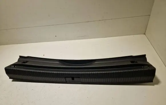 Volkswagen Golf Sportsvan Trunk/boot sill cover protection 510863459