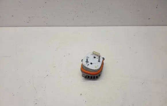 Opel Grandland X LED ballast control module YP00104780