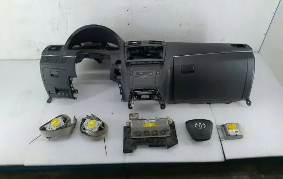 Toyota Avensis T270 Dashboard 