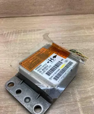 Nissan Almera N16 Airbag control unit/module 988205M302 0285001318