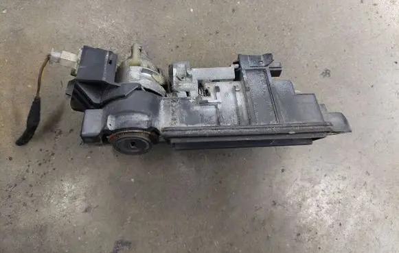 Mercedes-Benz CLK A209 C209 Tailgate/trunk/boot exterior handle A2037500093