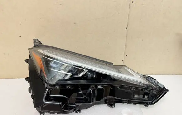 Lexus UX Headlight/headlamp 