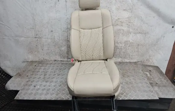 Infiniti QX60 L50 Front driver seat JDD056F5091 NL9NA