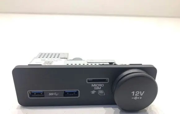 Jaguar E-Pace USB socket connector JPLA19E110BB
