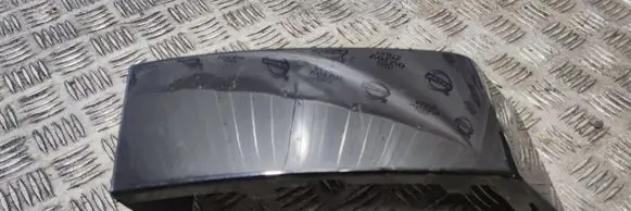 Volvo XC90 Rear/tail light trim molding 30698134