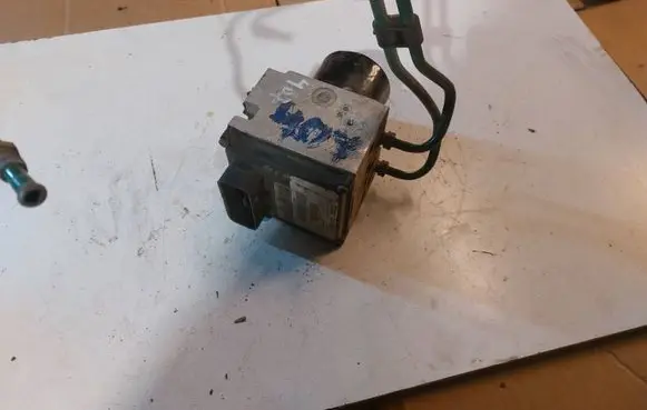 Peugeot 407 ABS Pump 15710605 000014513 S118676001