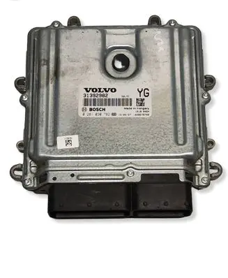 Volvo XC70 Engine control unit/module 31392982 0281030782 1039S76700
