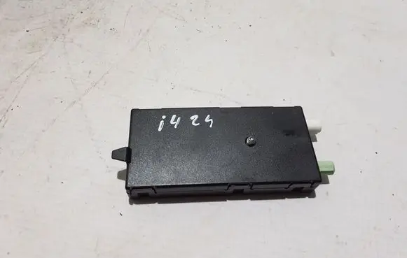 BMW 4 G22 G23 G24 G26 Aerial antenna amplifier 5A73D82