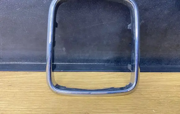 Mercedes-Benz B W245 Gear shifter surround trim plastic 169267061