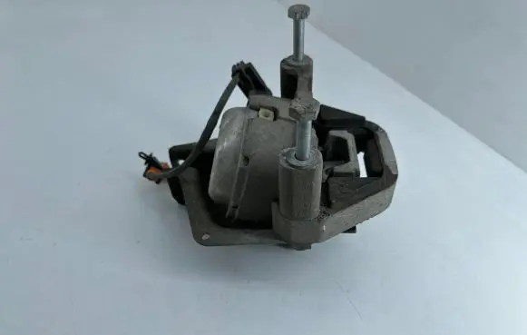 Audi A6 S6 C7 4G Engine mount bracket 4g0199381