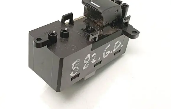 Honda Civic IX Electric window control switch 35770TV0E02
