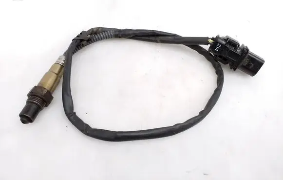 Volkswagen Amarok Lambda probe sensor 03L906262 0281004498