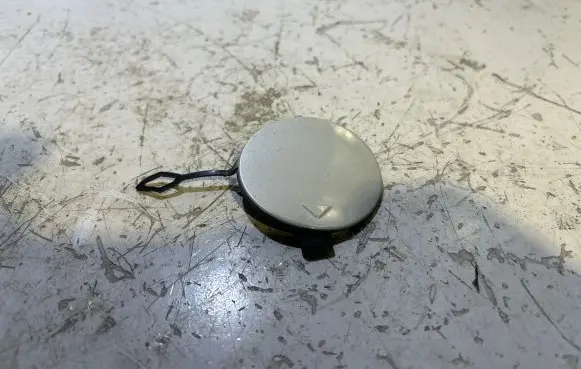 BMW 2 F45 Front tow hook cap/cover 7301546 19593510 5111