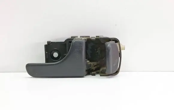 Nissan Terrano Front door interior handle 