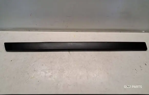 Peugeot 2008 I Front door trim (molding) 9678407077