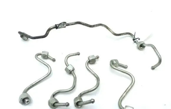 Renault Master III Fuel injector supply line/pipe 