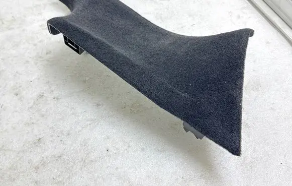 Tesla Model Y (C) pillar trim 170465900D 170466100D