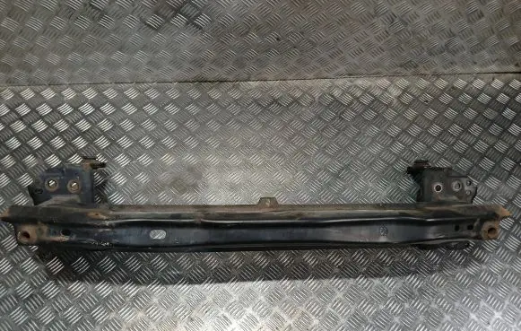 Volkswagen Touareg I Front bumper cross member